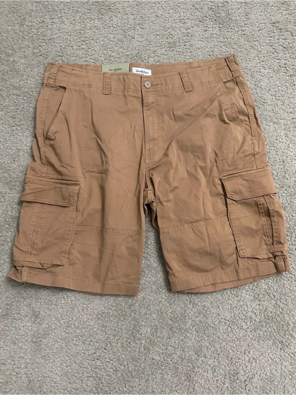 Goodfellow & Co. Men’s Dark Khaki Cargo Shorts – 40W 11” Inseam